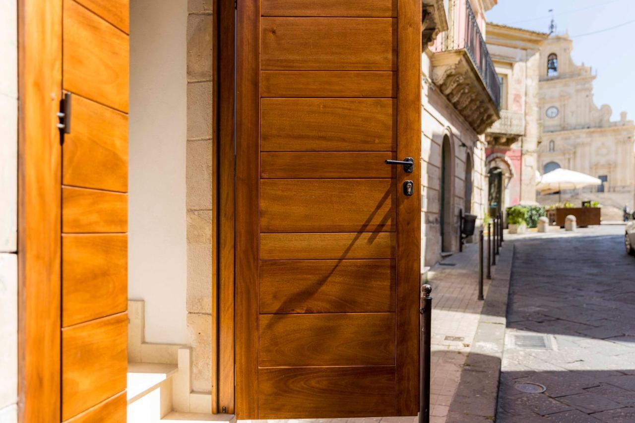 Il Galletto Viola, Luxury Room & Suite Palazzolo Acreide Εξωτερικό φωτογραφία