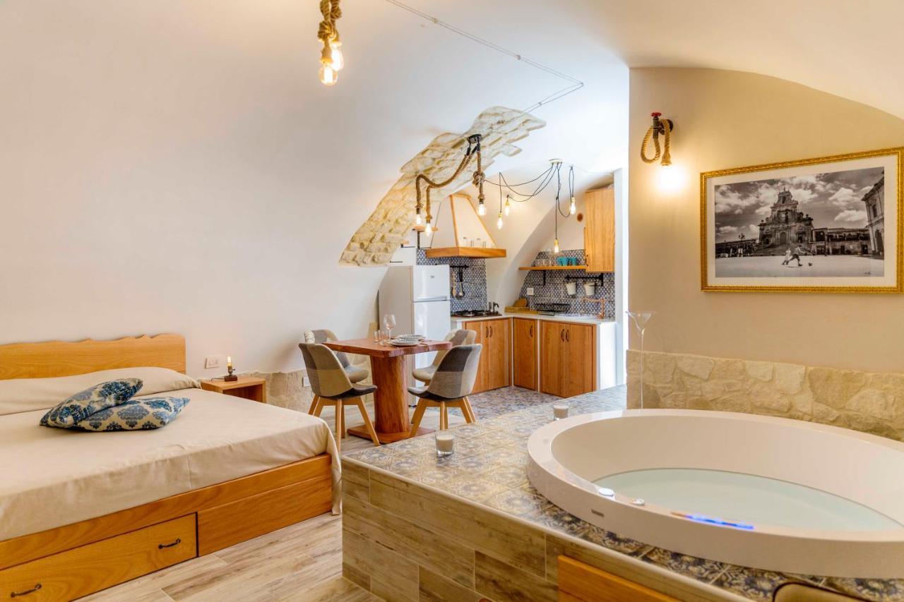 Il Galletto Viola, Luxury Room & Suite Palazzolo Acreide Εξωτερικό φωτογραφία