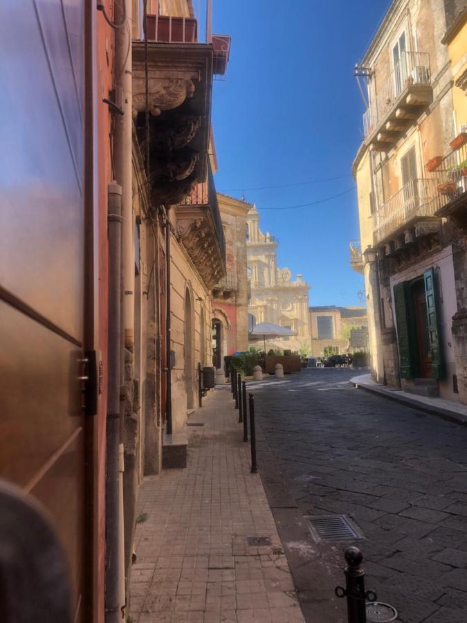 Il Galletto Viola, Luxury Room & Suite Palazzolo Acreide Εξωτερικό φωτογραφία
